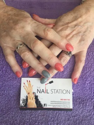 Manicura doble color The Nail Station