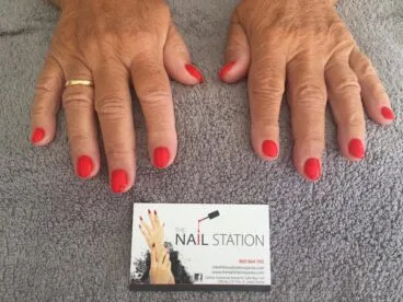 Manicura roja The Nail Station