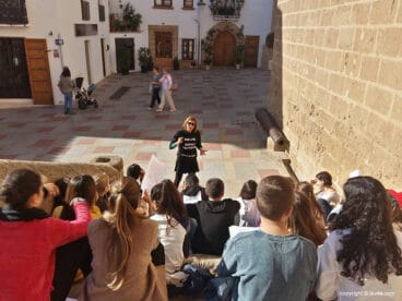 Alumnos del IES Antoni Llidó durante la clase de Filosofía