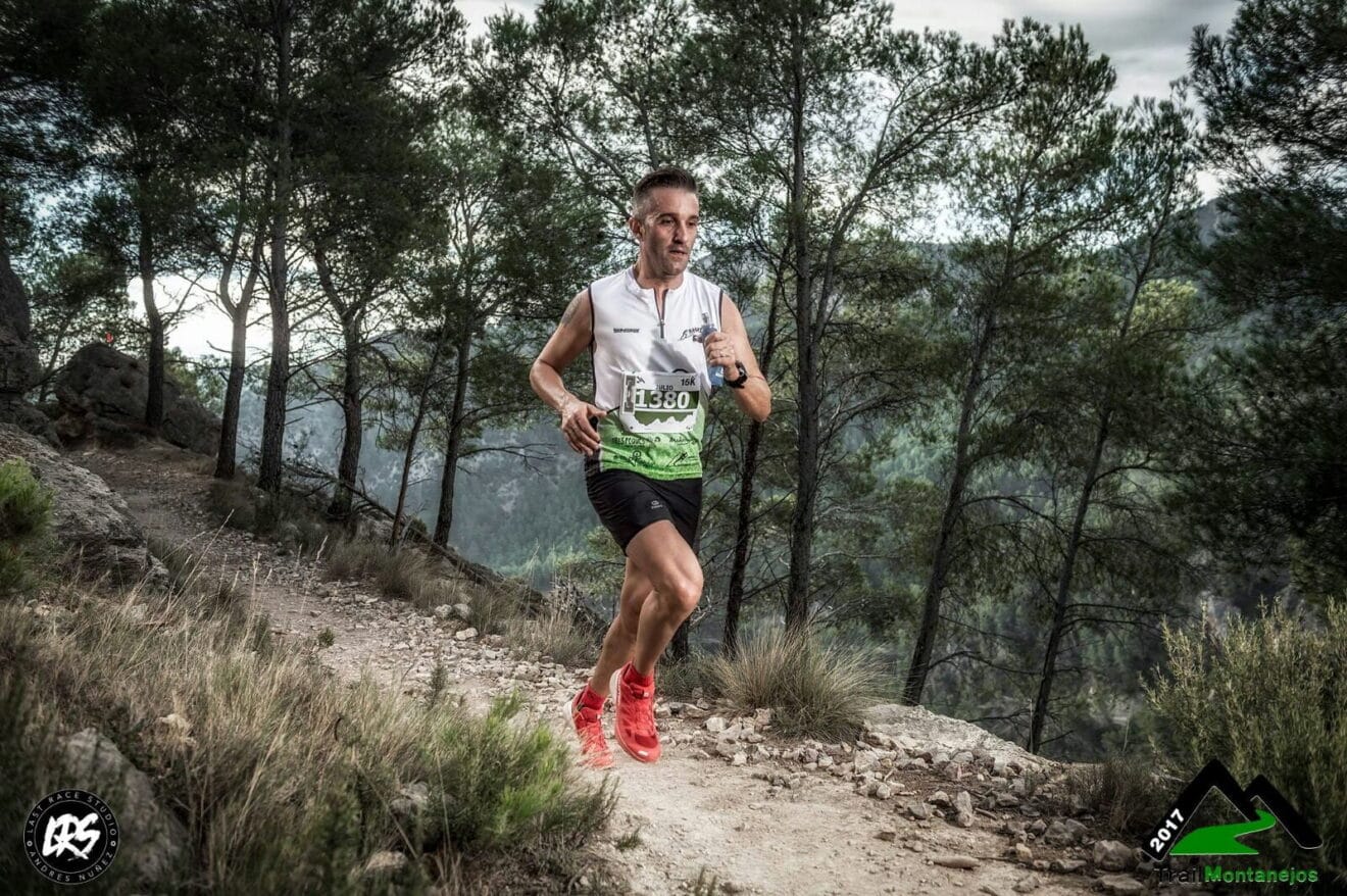 Julio Almazán en el Trail de Montanejos