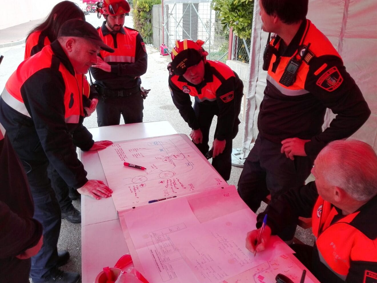 Cruz Roja y Protección Civil participan en un simulacro de grandes emergencias