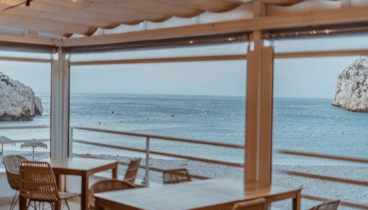 Ambiente tranquilo frente al mar