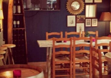 Comedor del local Javea Hoses Inmobiliaria