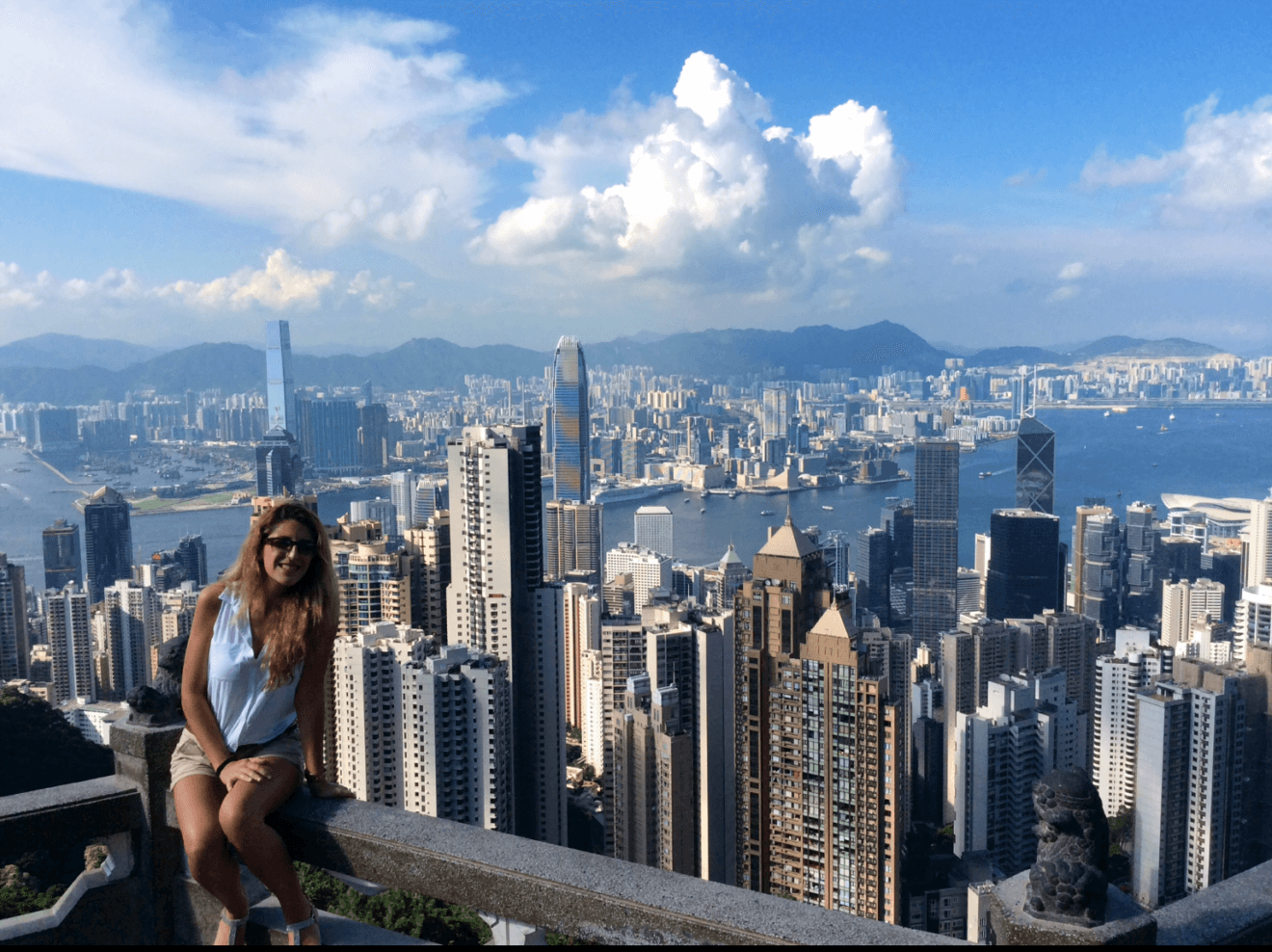 En el mirador Pico Victoria de Hong Kong