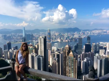 En el mirador Pico Victoria de Hong Kong