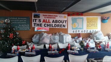 Fiesta para los niños del Preventorio del Real de Gandia