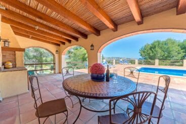 Terraza y barbacoa MMC Property Services