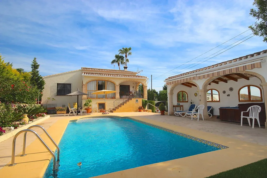 Villa a la venta en Property Finder Spain