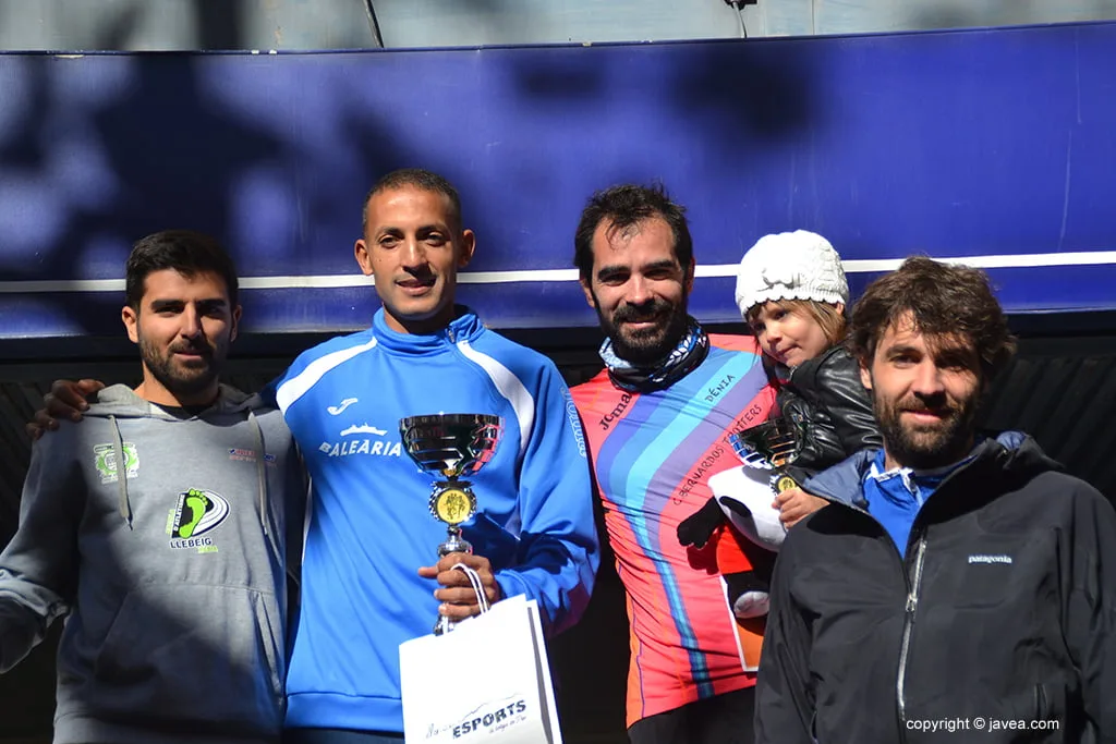 Youssef Ahatach y Toni Soler en el podio