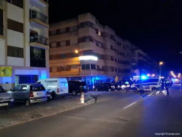 Avenida cortada por accidente de tráfico