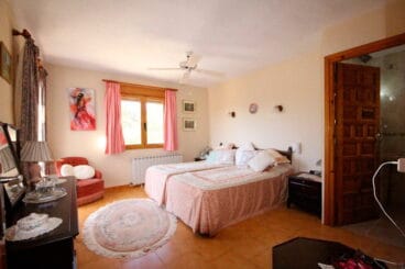 Luminoso dormitorio Atina Inmobiliaria