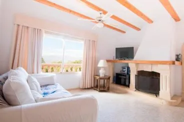 Sala de estar de la casa Quality Rent a Villa