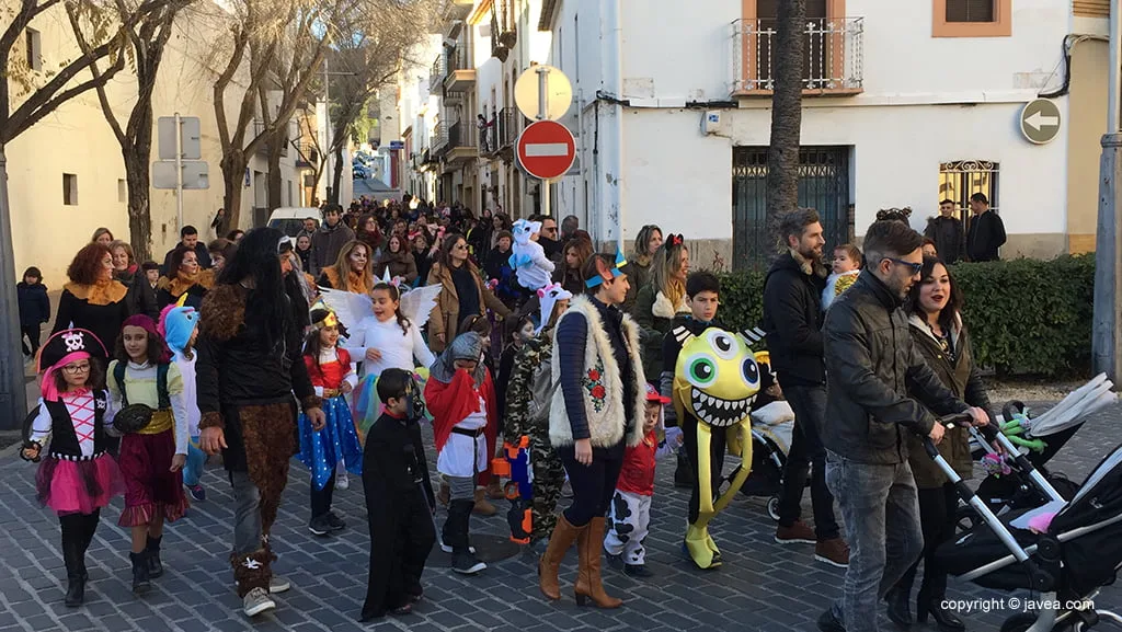 Desfile de carnaval infantil