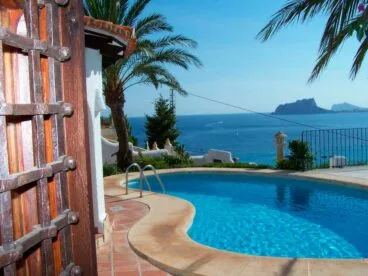 Piscina con fantásticas vistas Aguila Rent a Villa
