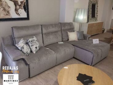 Sofá gris Muebles Martínez