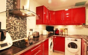Cocina moderna  MORAGUESPONS Mediterranean Houses