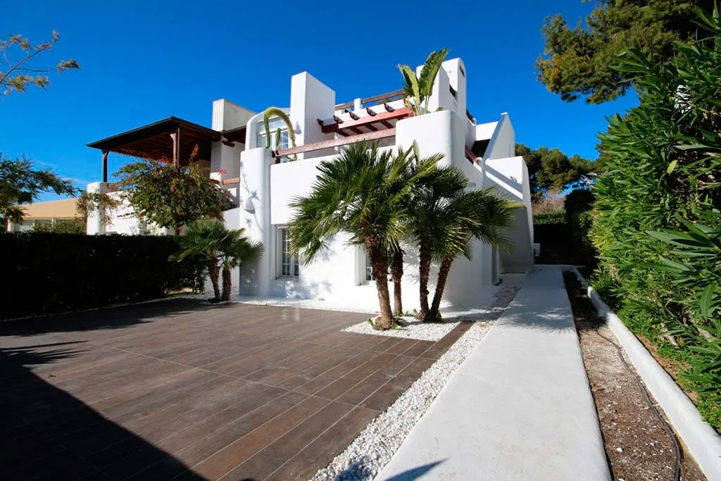 Jardín del pareado Atina Inmobiliaria