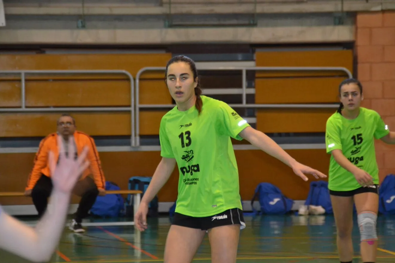 María Cardona durante un partido