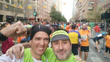 Óscar Antón junto a Juan Luis Cardona