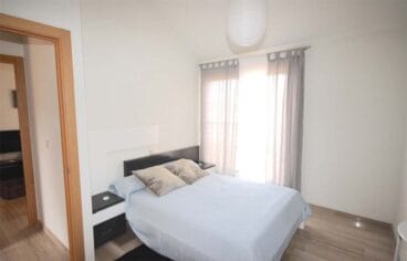 Otro de los dormitorios del duplex Villadom Spain