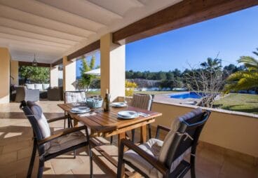 Terraza Aguila Rent a Villa