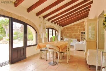 Comedor MORAGUESPONS Mediterranean Houses
