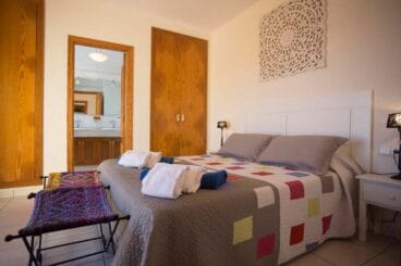 Dormitorio moderno Aguila Rent a Villa