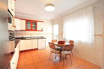 Cocina amplia y luminosa Quality Rent a Villa