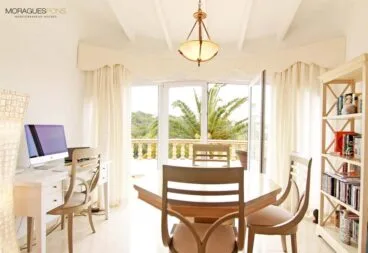 Comedor MORAGUESPONS Mediterranean Houses