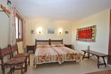 Dormitorio doble Villadom Spain