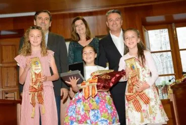 Reina y Damas infantiles Fogueres 2018