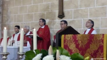 Sacerdotes en la Misa de Jesús Nazareno