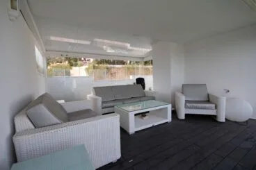 Zona chill out del adosado Atina Inmobiliaria