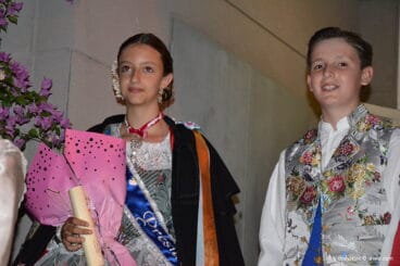 Serenata de la Tuna a Reinas, damas y presidentes