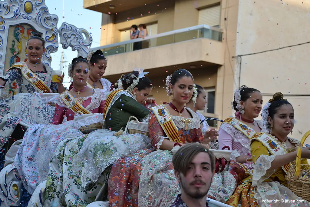 Desfile de Carrozas. Fogueres 2018 Xàbia
