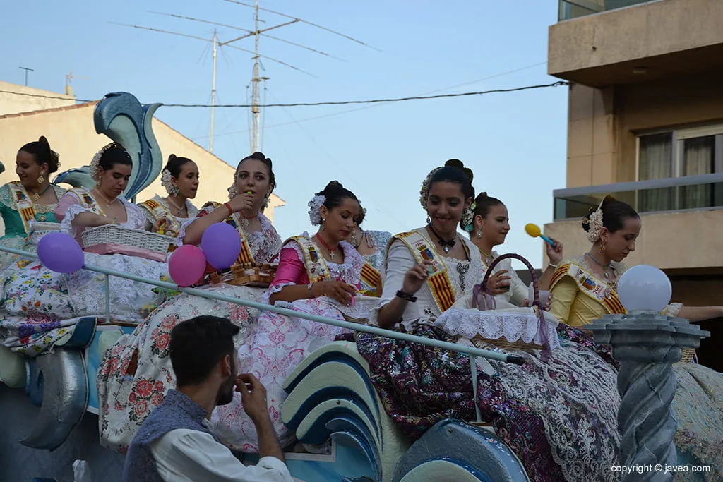 Desfile de Carrozas. Fogueres 2018 Xàbia