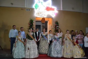 Serenata de la Tuna a Reinas, damas y presidentes