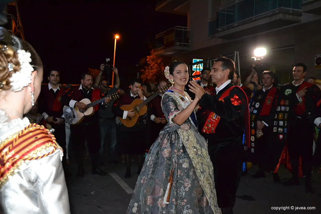 Serenata de la Tuna a Reinas, damas y presidentes