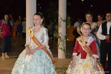 Serenata de la Tuna a Reinas, damas y presidentes