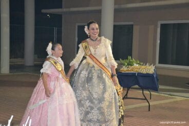 Serenata de la Tuna a Reinas, damas y presidentes