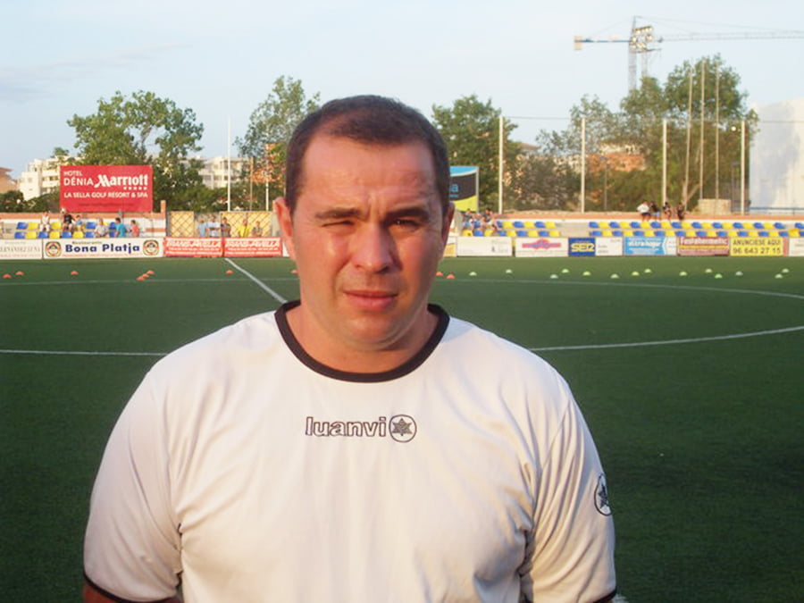 Guillermo Santosjuanes en su etapa como técnico del CD Dénia