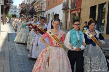 Ofrenda Raïm i Bacores a Sant Joan