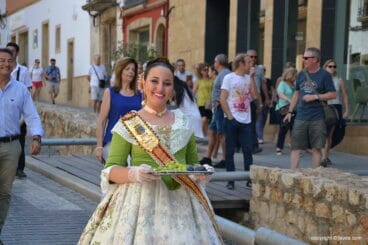 Ofrenda Raïm i Bacores a Sant Joan