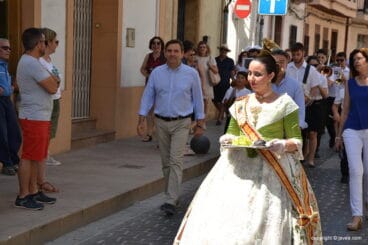 Ofrenda Raïm i Bacores a Sant Joan
