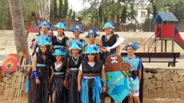 Desfile infantil de Moros i Cristians