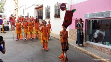 Desfile infantil de Moros i Cristians