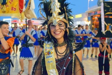Entraeta de Moros i Cristians en el Paseo del Arenal