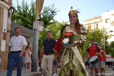 Moros i Cristians en el centro histórico de Xàbia
