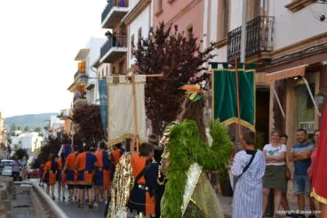 Moros i Cristians en el centro histórico de Xàbia