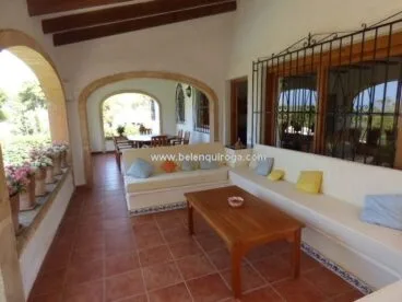 Patio del chalet Inmobiliaria Belen Quiroga